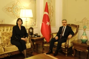 Üsküdar Belediye Başkanı Sinem Dedetaş, İlçe Yetkililerini Ziyaret Etti