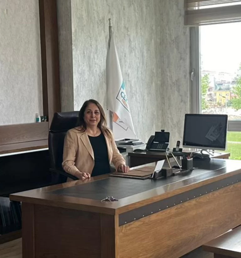 ÇEKMEKÖY ; SİVASLI BAŞKAN YARDIMCISINA KAVUŞTU.