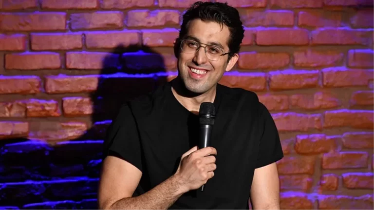 Başarılı komedyen Doğu Demirkol, yaz aylarında düzenleyeceği tüm açık hava gösterilerinden elde edeceği geliri Filistin’e bağışlayacak.