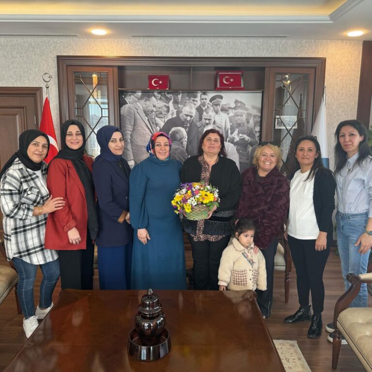 SİVASLI KADINLARDAN ANLAMLI ZİYARET