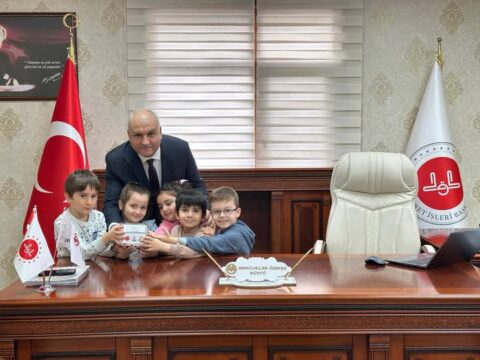 4-6 Yaş Kur’an Kursu Öğrencilerinden Filistin’e Destek
