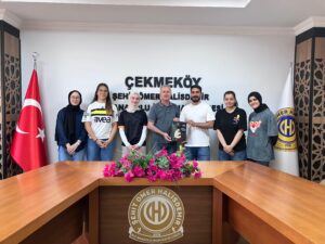 HAL VE HİS DERGİSİ’NİN İLK SAYISI FİLİSTİN KONUSUYLA ÇIKTI!