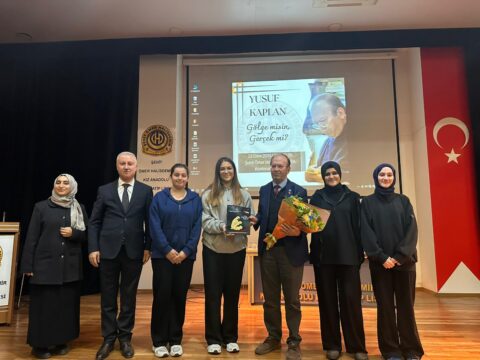 YUSUF KAPLAN ŞEHİT ÖMER HALİSDEMİR KIZ İHL ÖĞRENCİLERİ İLE BULUŞTU