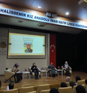 Küresel Tehditler Karşısında Aile Konusu Konuşuldu