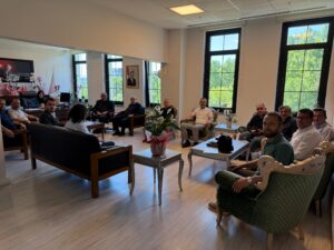 Çekmeköy Eğitime Destek Platformundan Anlamlı Ziyaret 1 hb 2 1