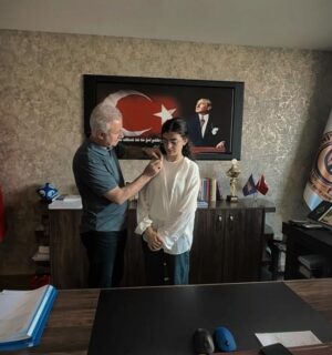 Çekmeköy Şehit Ömer Halisdemir AİHL’den Büyük Başarı! LGS’de %0,13’lik Dilim